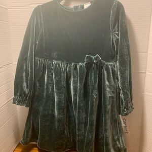 Carter's Emerald Velvet Formal Dress New With tags size 3T great for Christmas